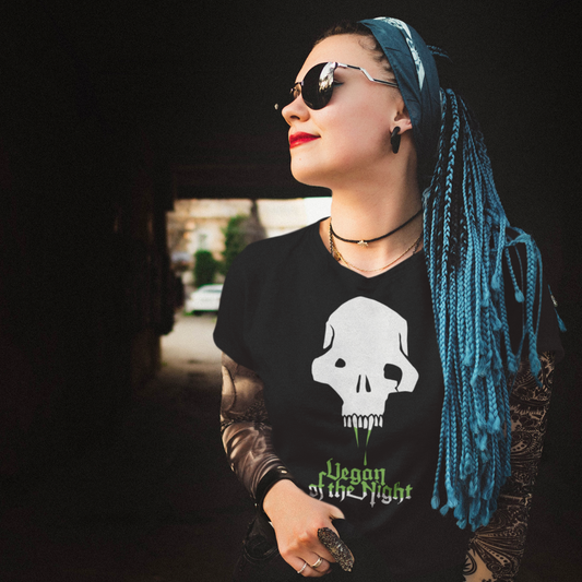 VEGAN OF THE NIGHT / women's tee